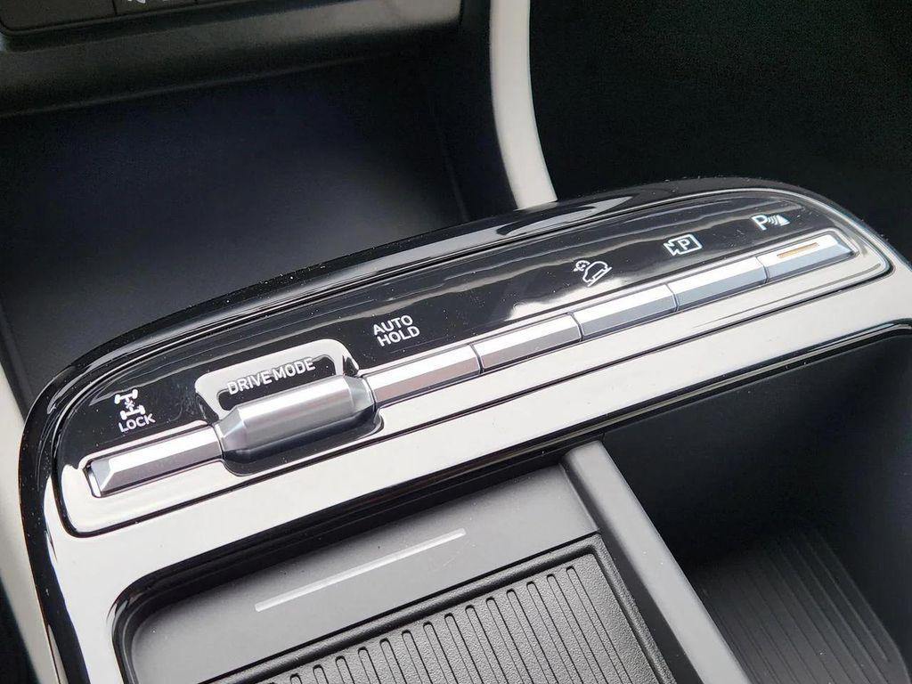 new 2026 Hyundai TUCSON Hybrid car, priced at $42,949