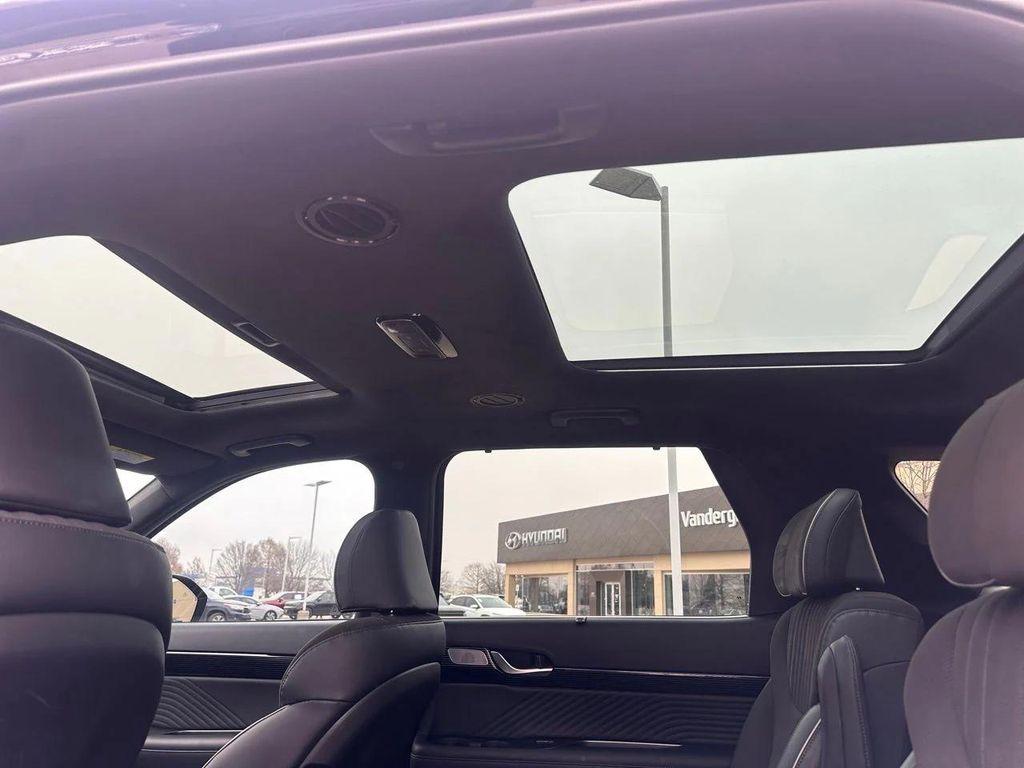 used 2025 Hyundai Palisade car, priced at $44,807