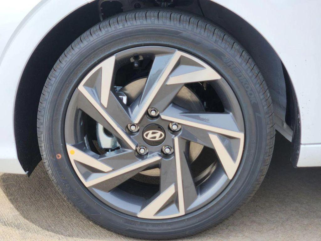 new 2026 Hyundai ELANTRA HEV car, priced at $31,702