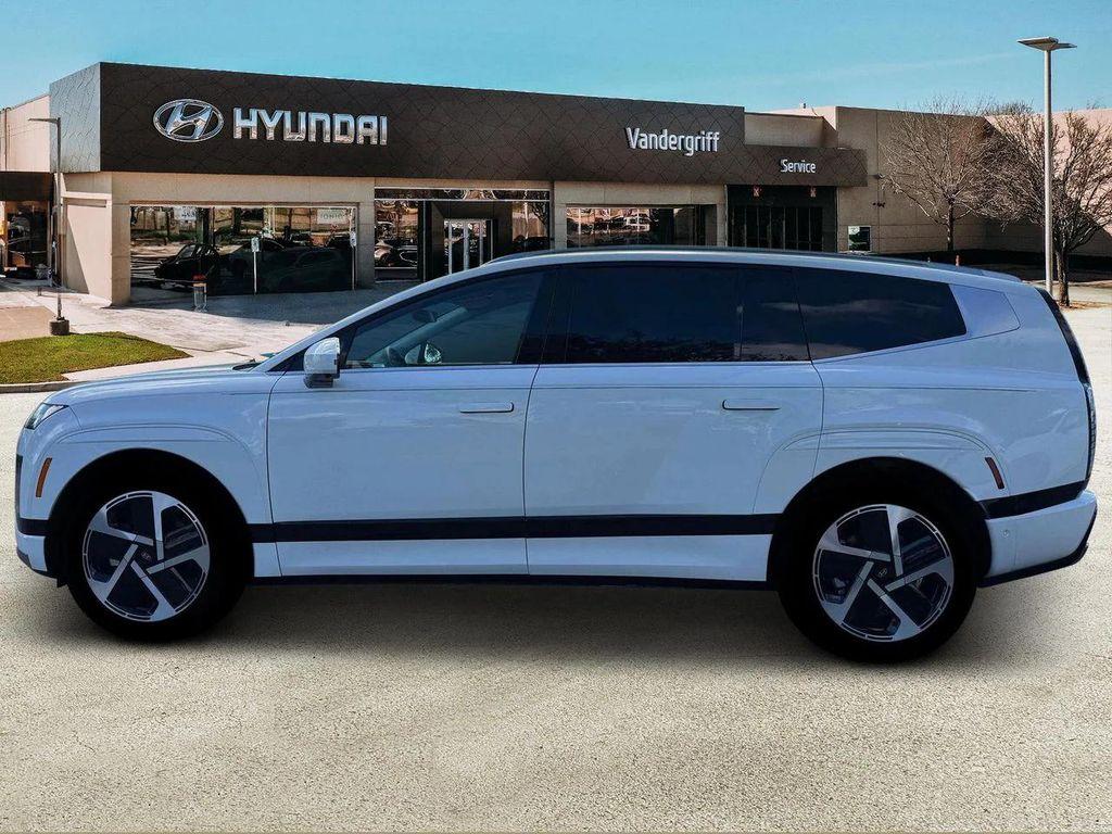 new 2026 Hyundai IONIQ 9 car, priced at $67,770