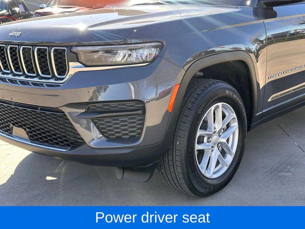 used 2025 Jeep Grand Cherokee car, priced at $32,301