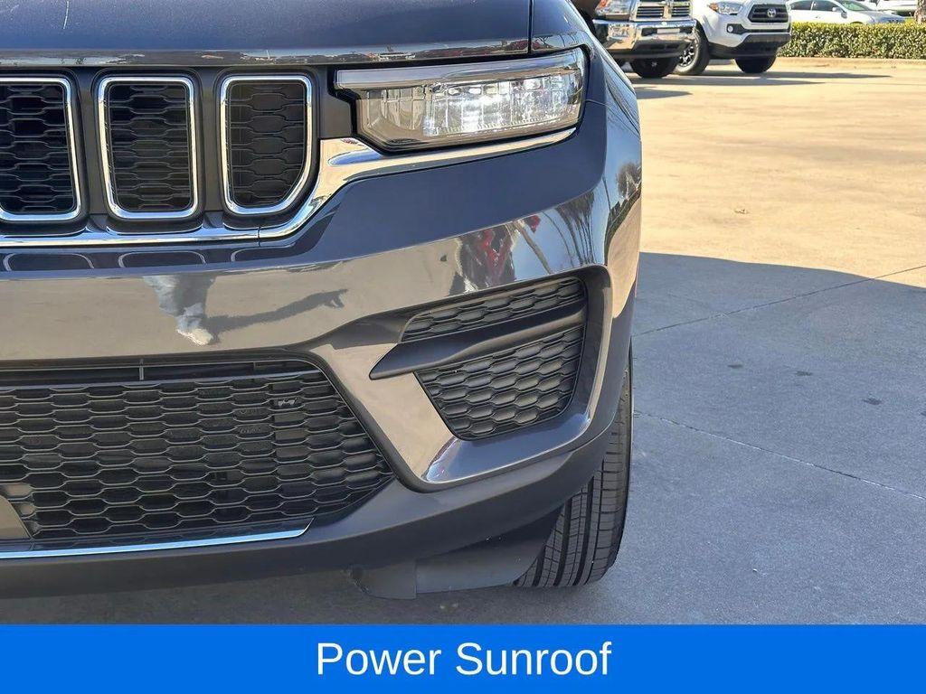 used 2025 Jeep Grand Cherokee car, priced at $32,301