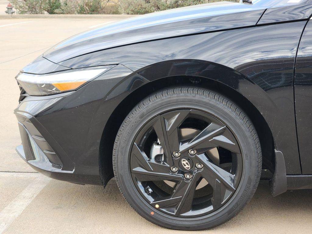 new 2026 Hyundai Elantra car, priced at $25,925