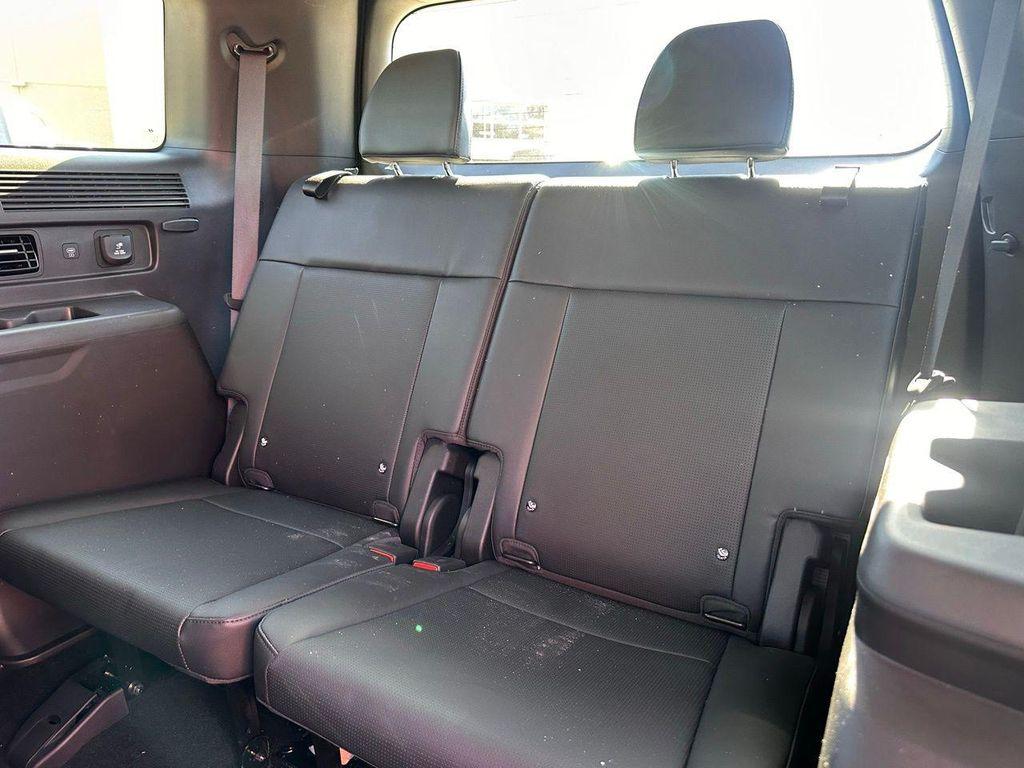 used 2025 Hyundai Santa Fe car, priced at $40,999