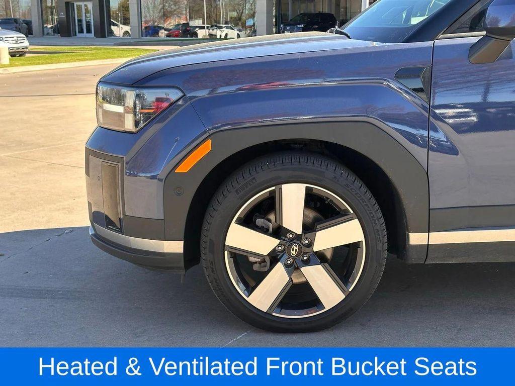 used 2025 Hyundai Santa Fe car, priced at $40,999