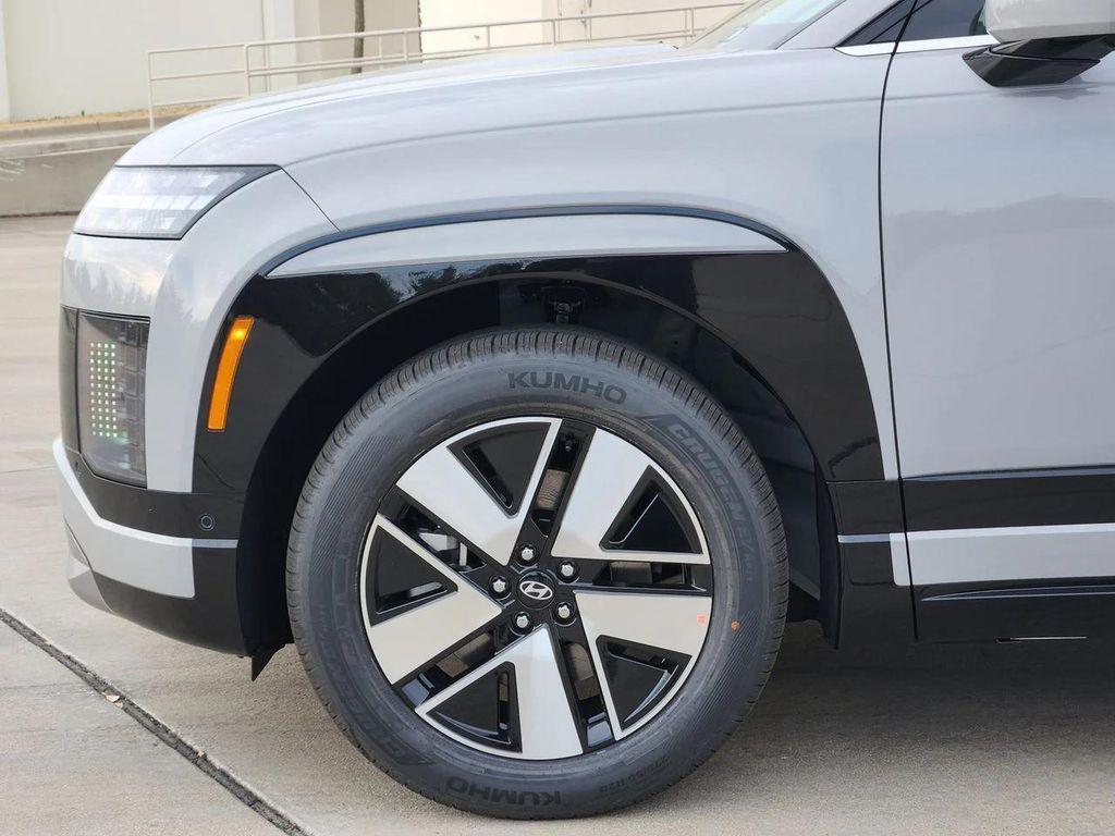 new 2026 Hyundai IONIQ 9 car, priced at $59,890