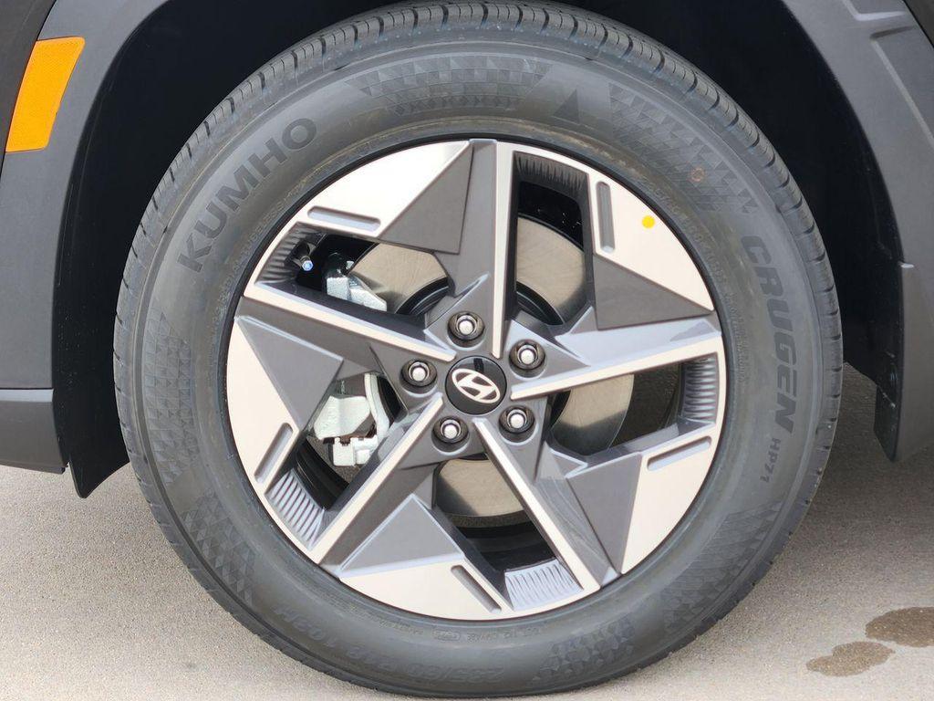 new 2026 Hyundai Tucson car, priced at $32,406