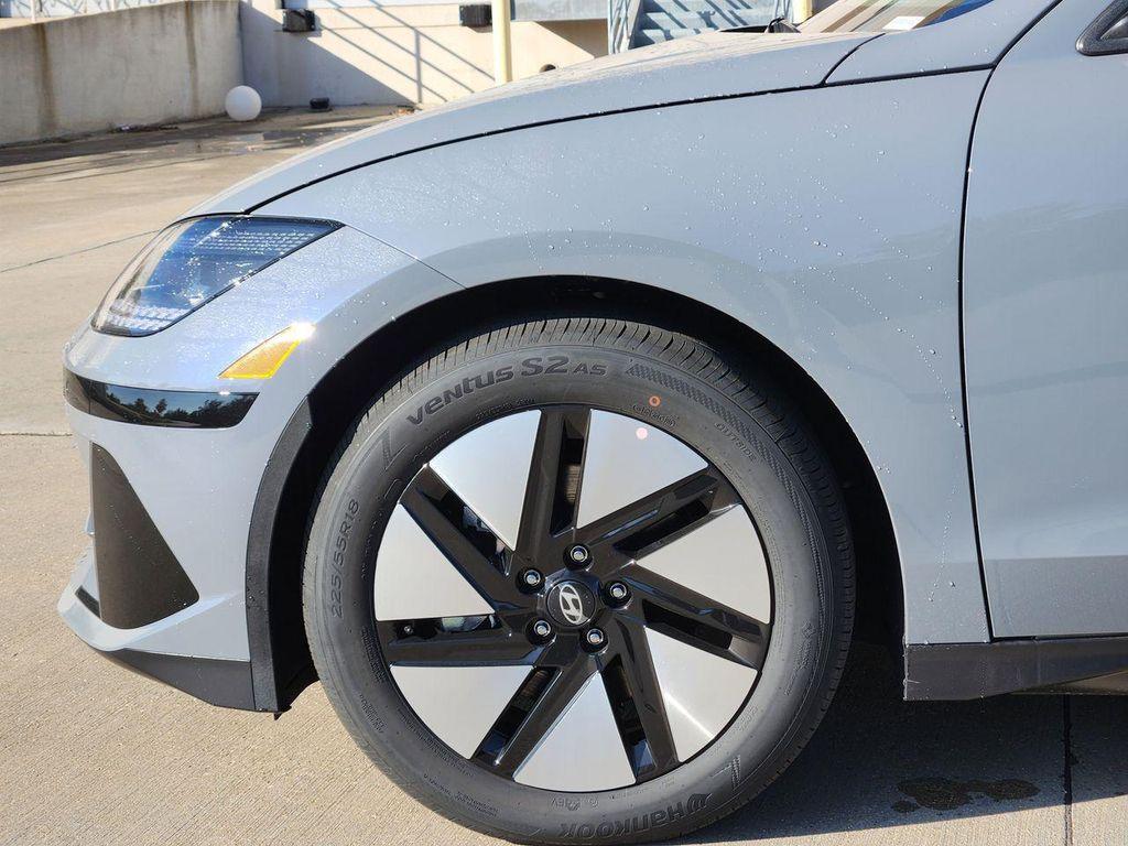 new 2025 Hyundai IONIQ 6 car, priced at $32,375