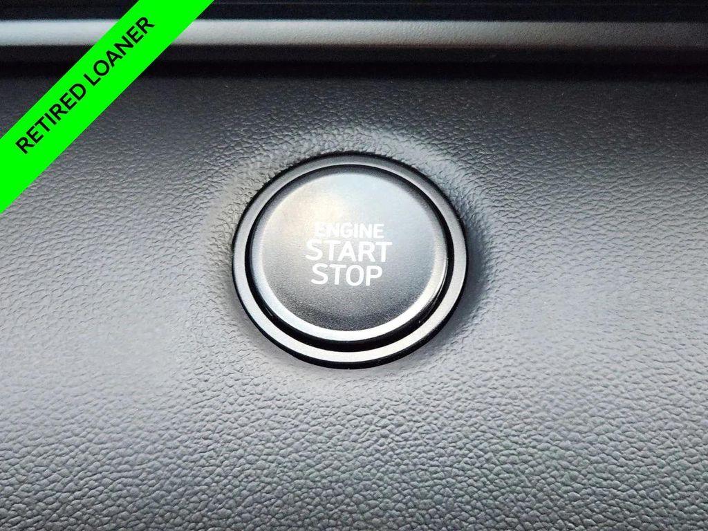 new 2025 Hyundai Elantra car, priced at $20,625