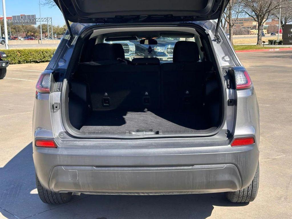 used 2019 Jeep Cherokee car, priced at $15,999