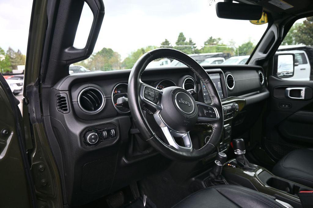used 2021 Jeep Gladiator car