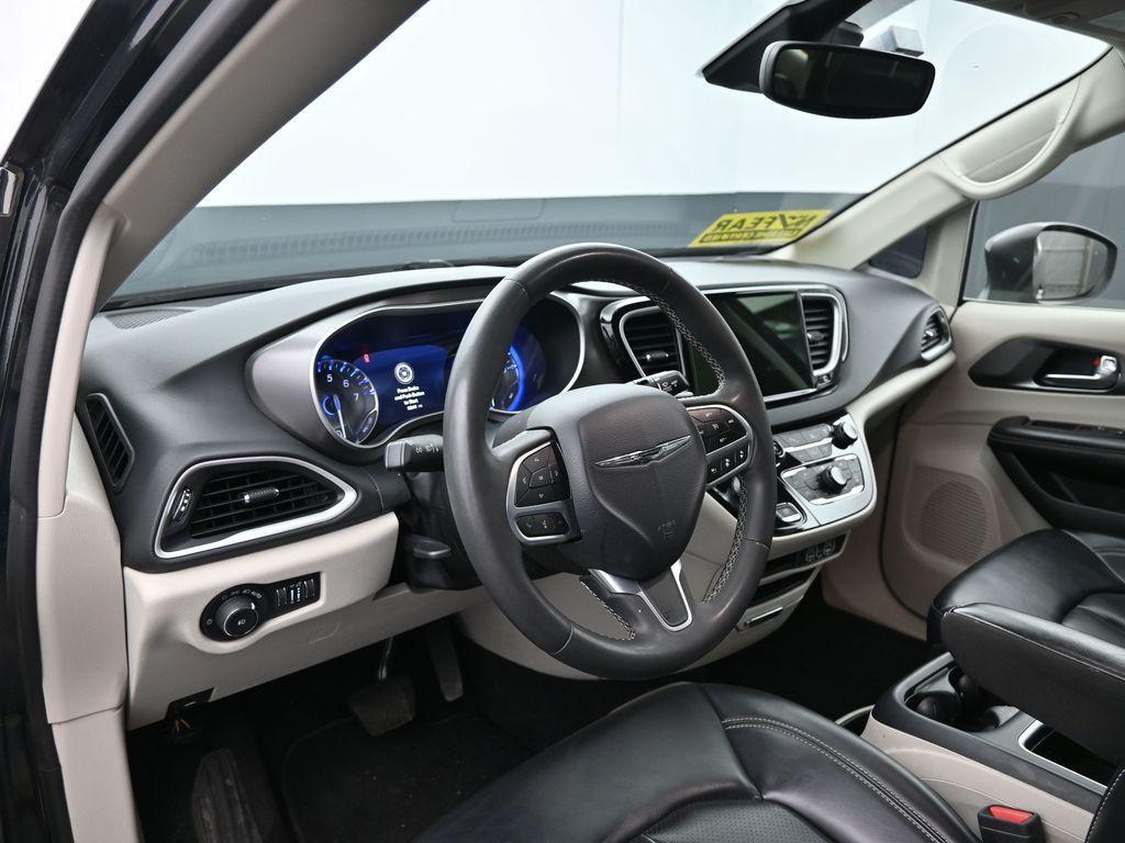 used 2023 Chrysler Pacifica car, priced at $23,432