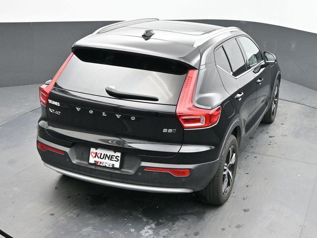 used 2025 Volvo XC40 car, priced at $29,912