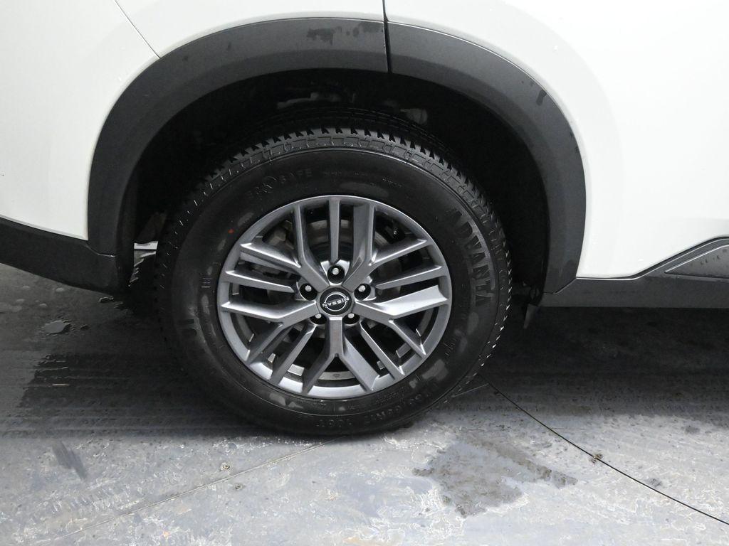 used 2024 Nissan Rogue car, priced at $20,336