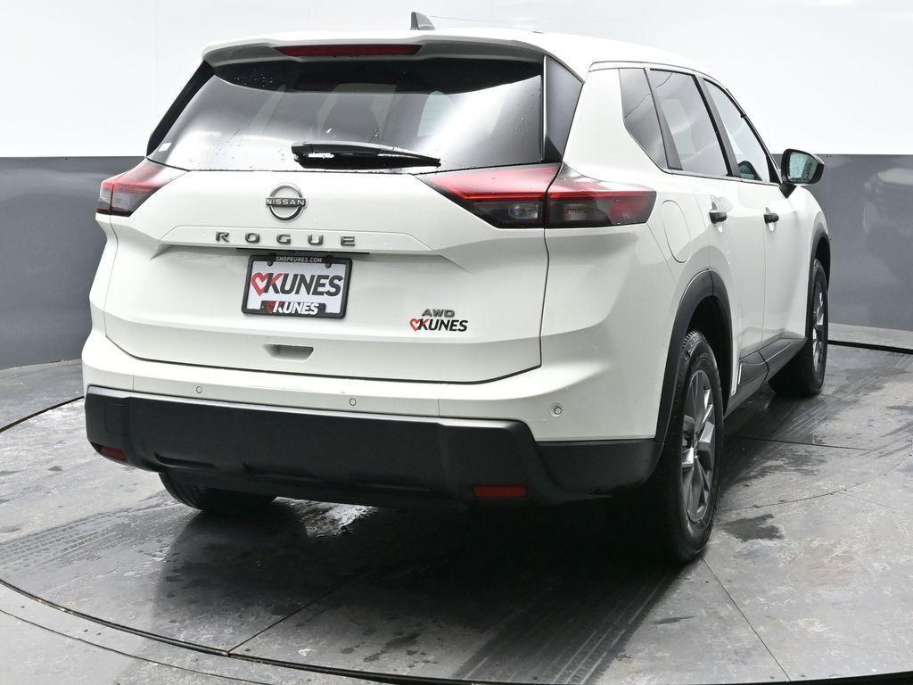 used 2024 Nissan Rogue car, priced at $20,336
