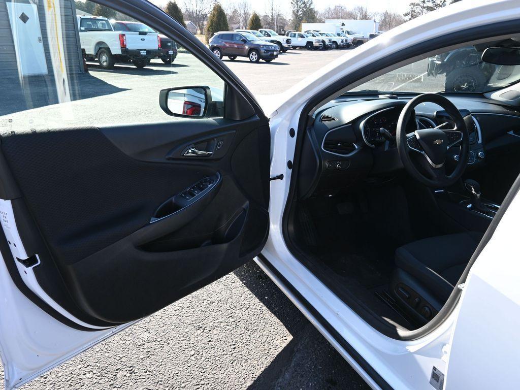used 2024 Chevrolet Malibu car, priced at $19,038