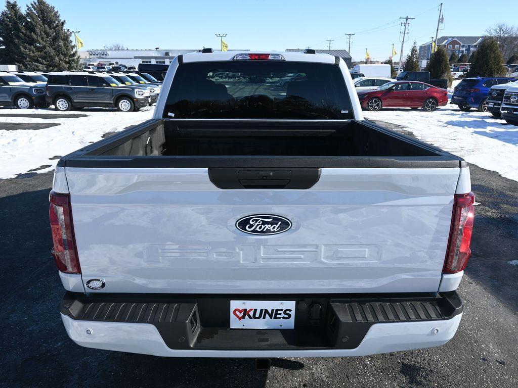 new 2025 Ford F-150 car, priced at $47,552