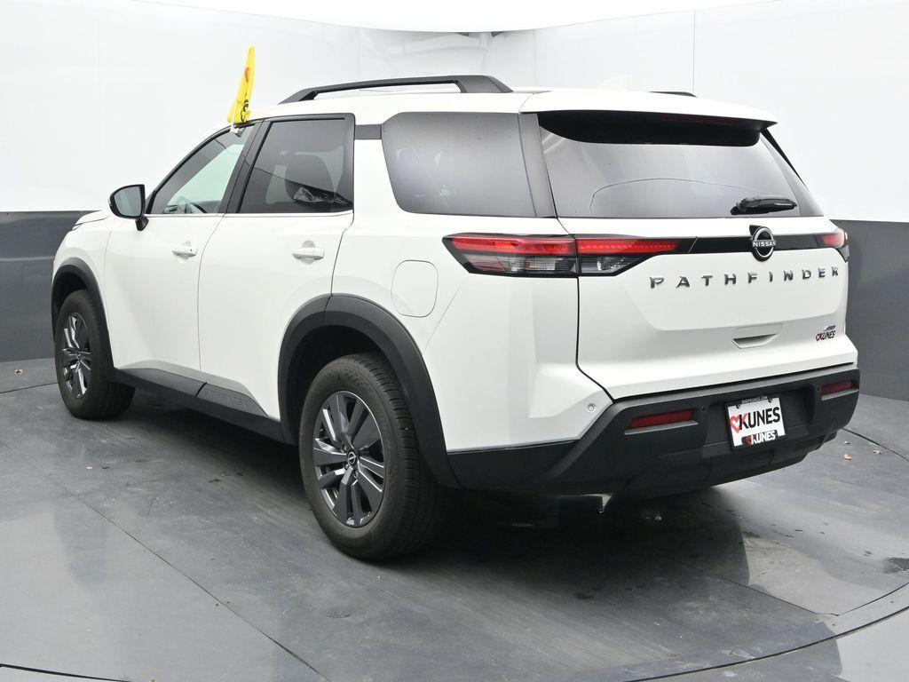 used 2025 Nissan Pathfinder car, priced at $30,633