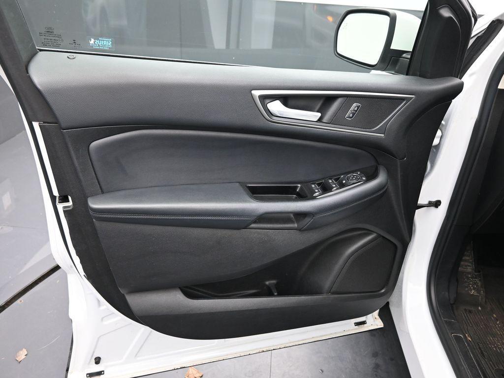 used 2017 Ford Edge car, priced at $11,987