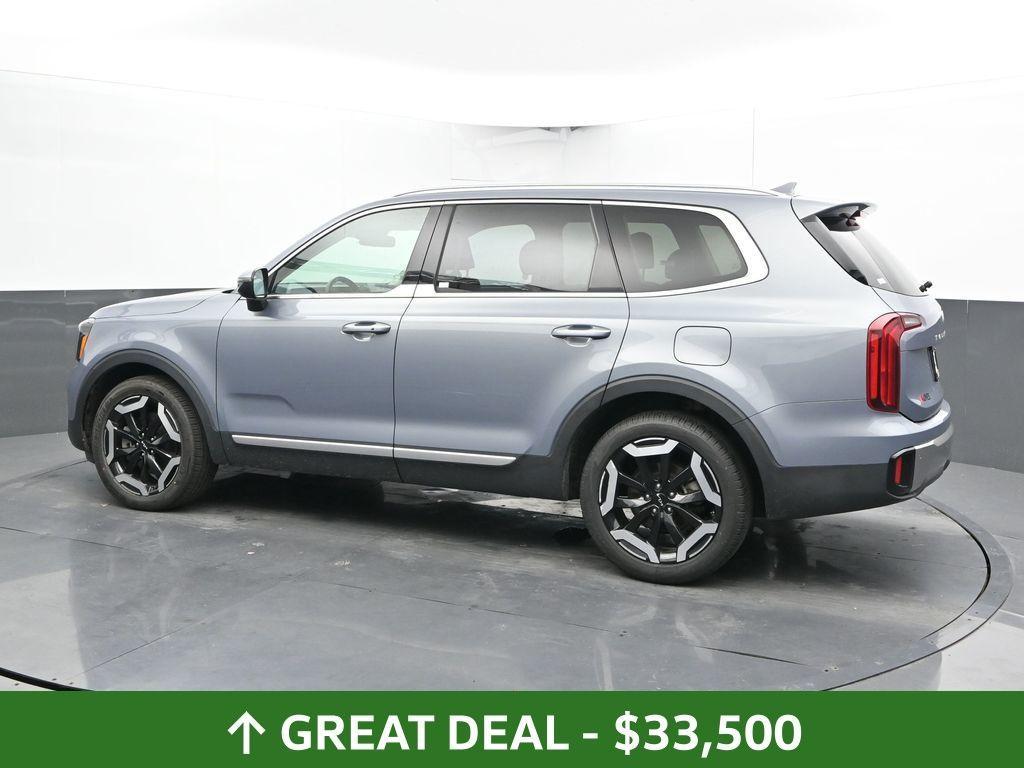 used 2025 Kia Telluride car, priced at $34,137