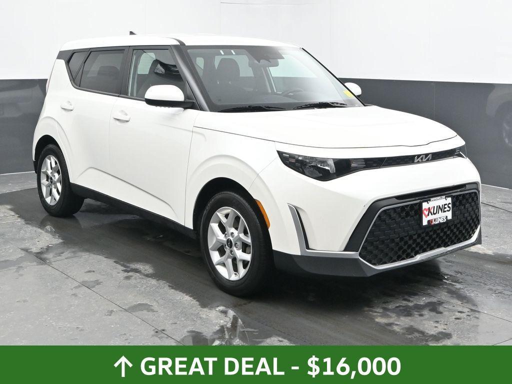 used 2025 Kia Soul car, priced at $16,637