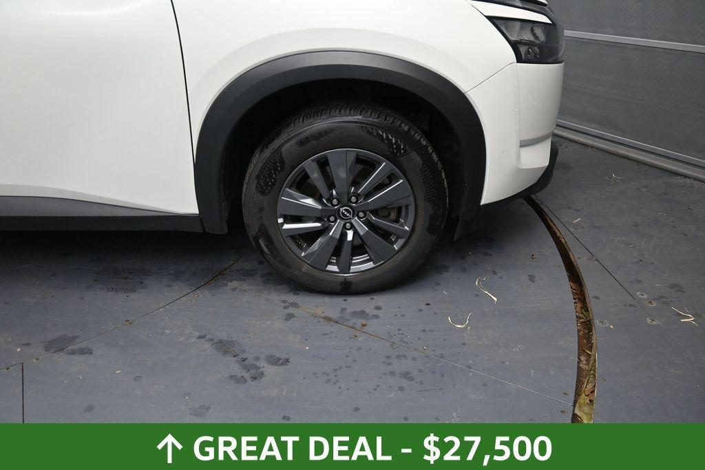 used 2024 Nissan Pathfinder car, priced at $28,137