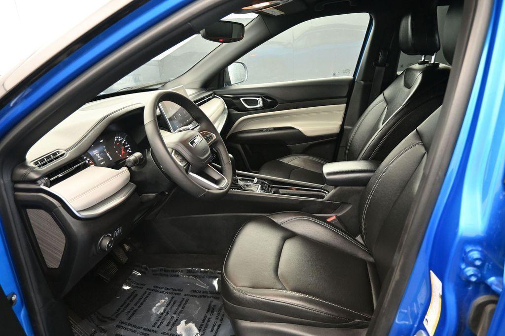 used 2025 Jeep Compass car, priced at $25,909