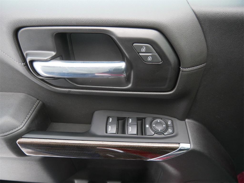 used 2022 Chevrolet Silverado 1500 car, priced at $27,996