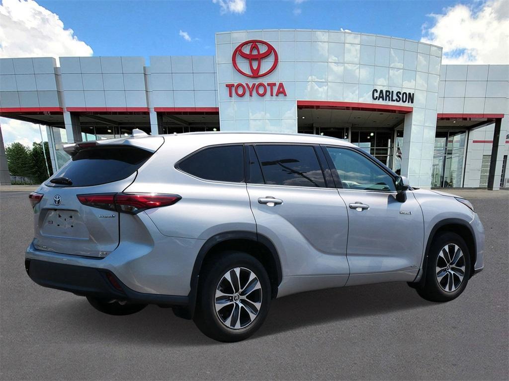 used 2021 Toyota Highlander Hybrid car, priced at $42,699