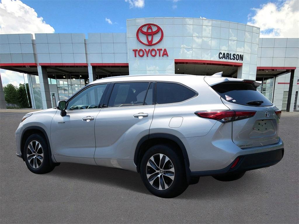 used 2021 Toyota Highlander Hybrid car, priced at $42,699