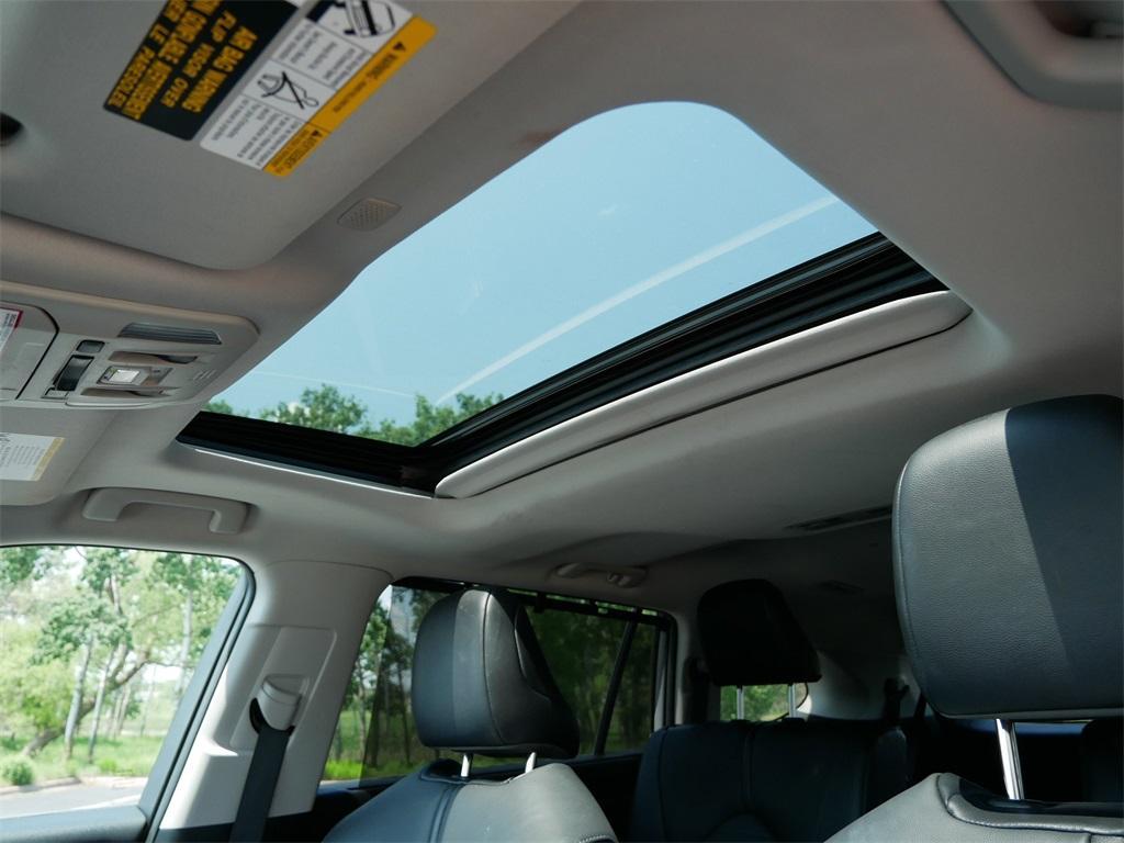 used 2021 Toyota Highlander Hybrid car, priced at $42,699