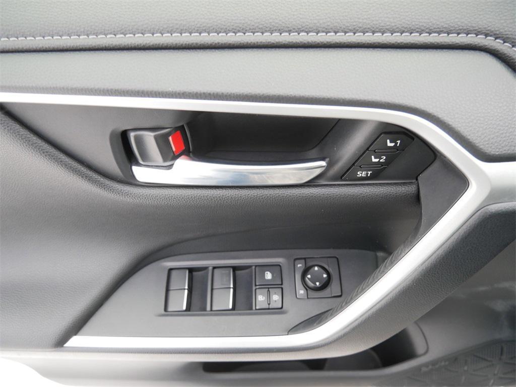 used 2021 Toyota RAV4 Hybrid car, priced at $26,261