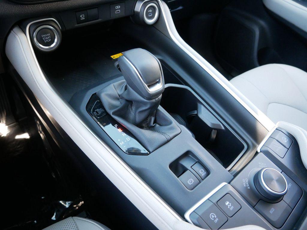 used 2025 Toyota Grand Highlander car, priced at $59,949