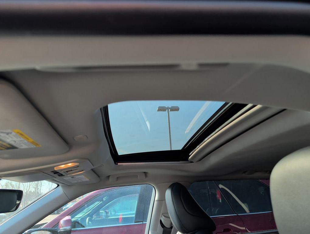 used 2024 Toyota Highlander car, priced at $42,155