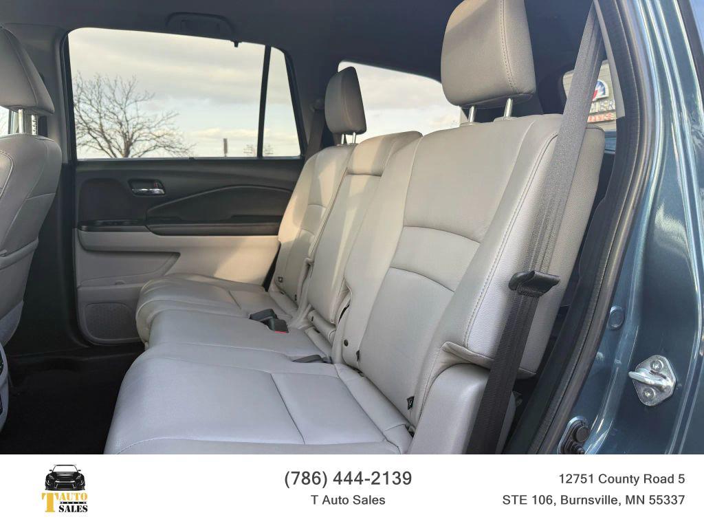 used 2022 Honda Pilot car, priced at $21,995