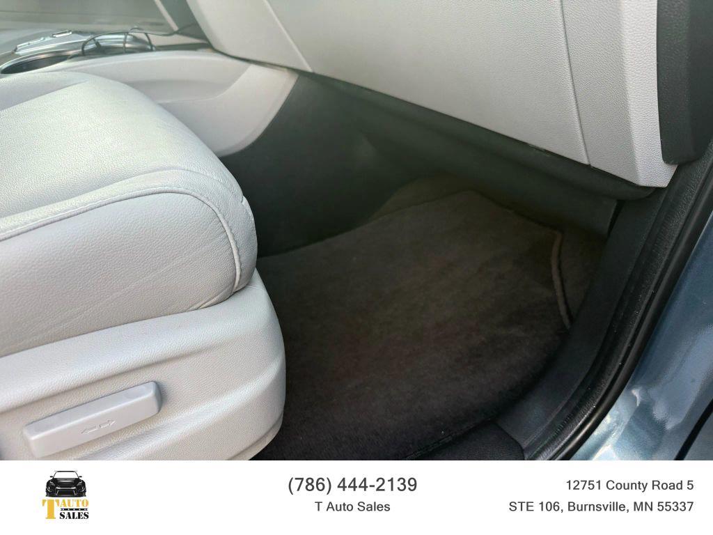 used 2022 Honda Pilot car, priced at $21,995