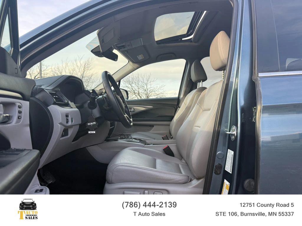 used 2022 Honda Pilot car, priced at $21,995