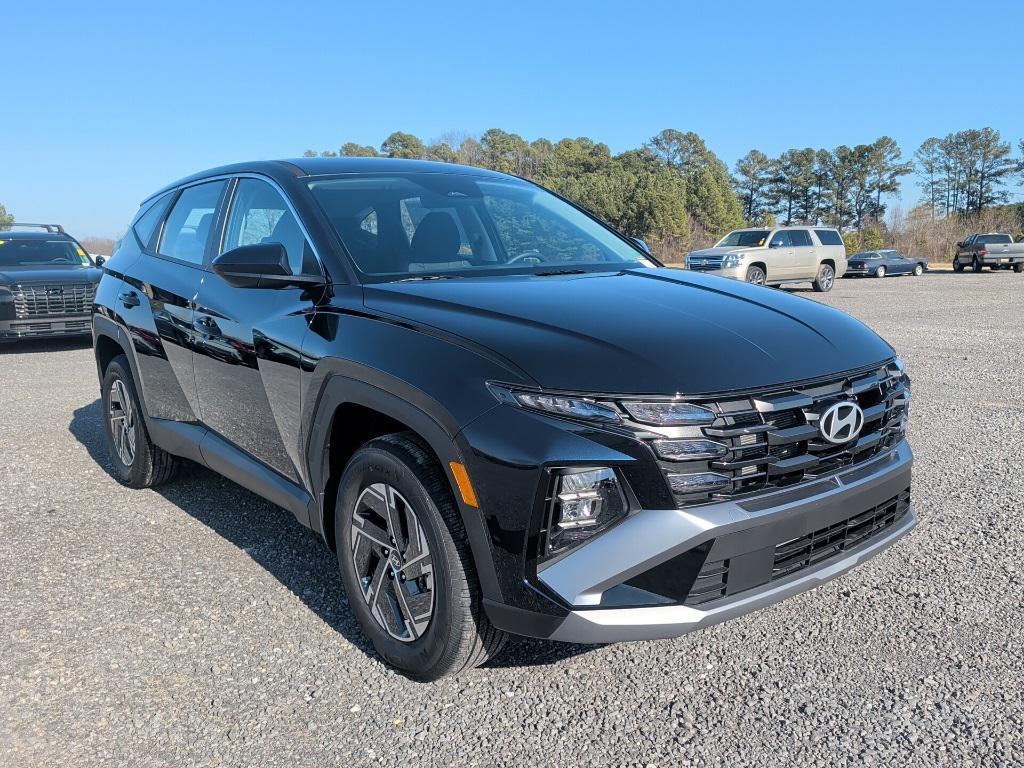 new 2026 Hyundai TUCSON Hybrid car, priced at $30,662