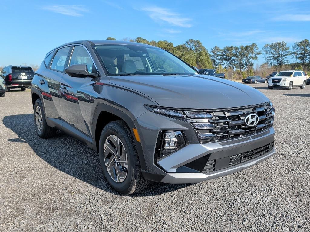 new 2026 Hyundai TUCSON Hybrid car, priced at $33,035