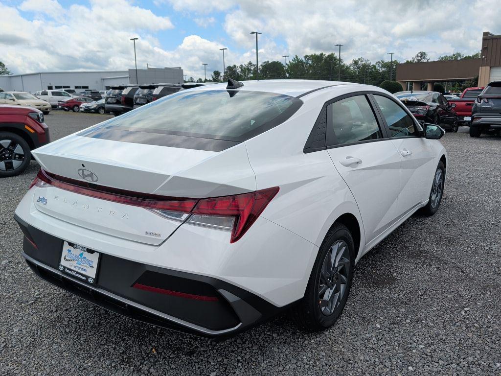 new 2026 Hyundai ELANTRA HEV car, priced at $26,697