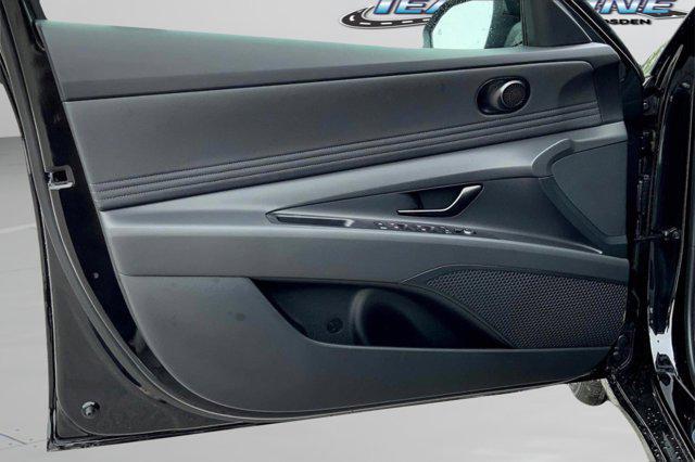 new 2025 Hyundai Elantra car, priced at $21,226