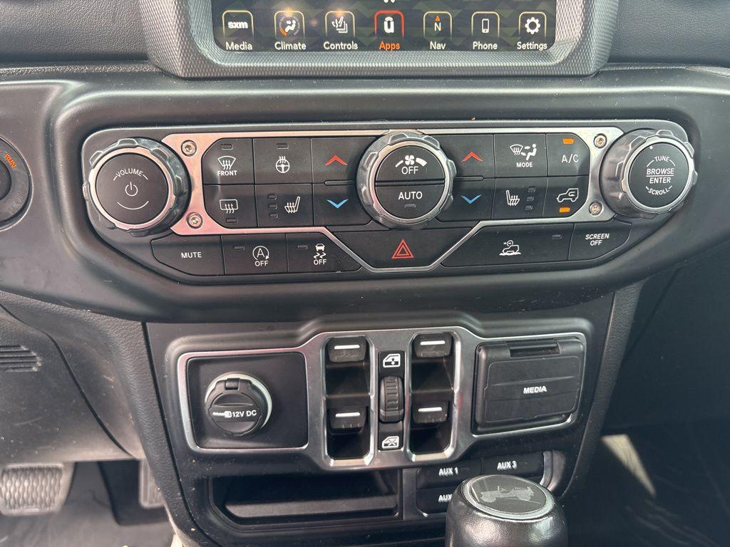 used 2022 Jeep Wrangler Unlimited car, priced at $33,878