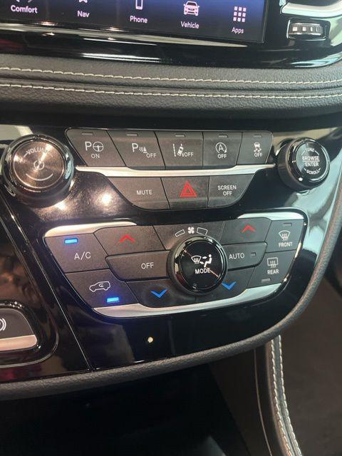used 2022 Chrysler Pacifica car, priced at $25,777