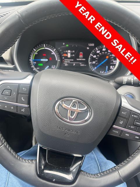 used 2021 Toyota Highlander Hybrid car, priced at $30,577