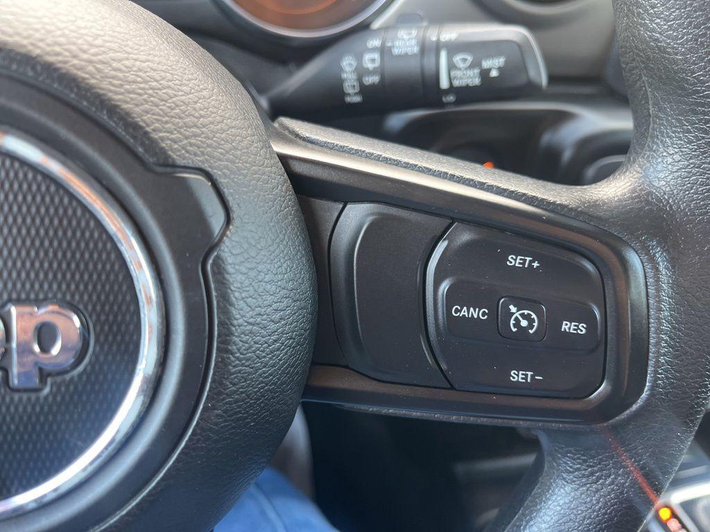 used 2021 Jeep Wrangler Unlimited car, priced at $26,977