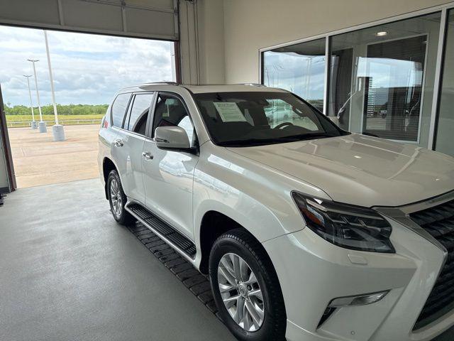 used 2023 Lexus GX 460 car, priced at $66,277