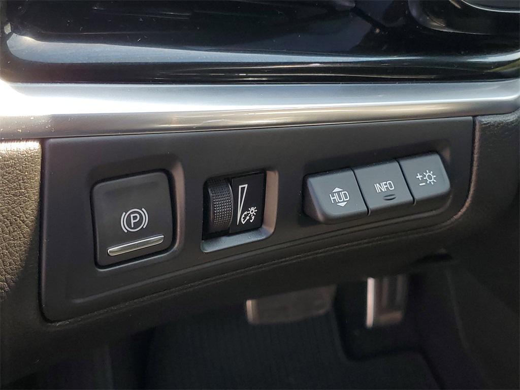 used 2021 Cadillac XT6 car, priced at $28,800