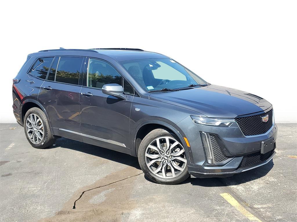 used 2021 Cadillac XT6 car, priced at $28,800