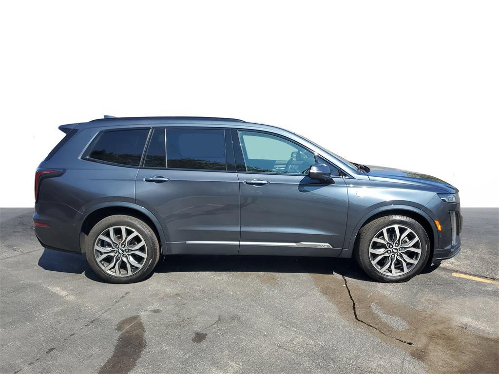 used 2021 Cadillac XT6 car, priced at $28,800