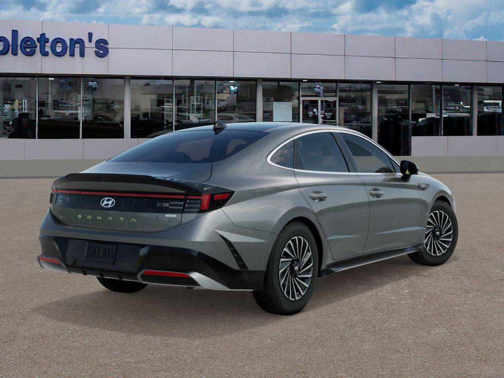 new 2026 Hyundai Sonata Hybrid car, priced at $40,050